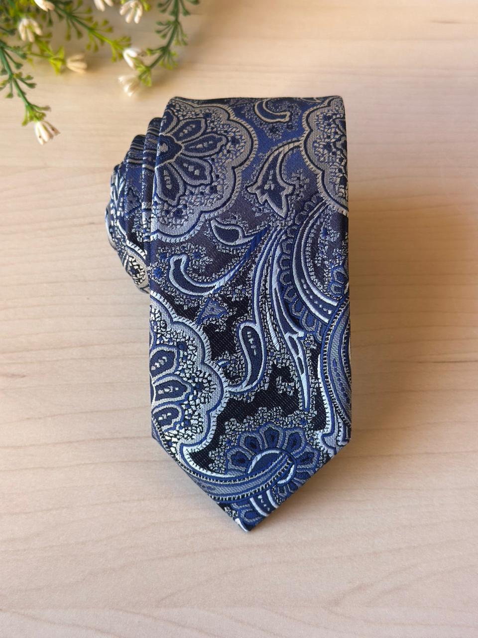 Gravata Trabalhada 3D